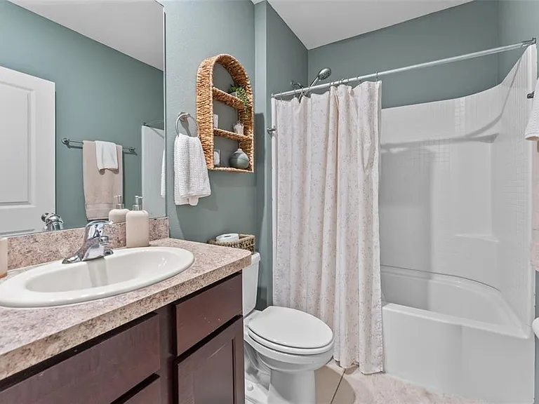 10918 Trailing Vine Dr — Photo 16
