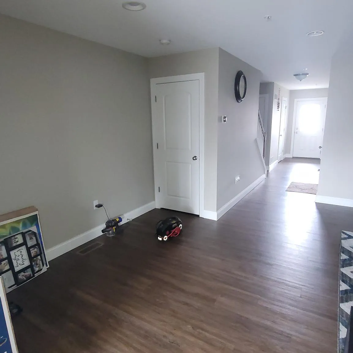 3 bed, 2.5 bath, 1860 sqft, $2,400 — Photo 4