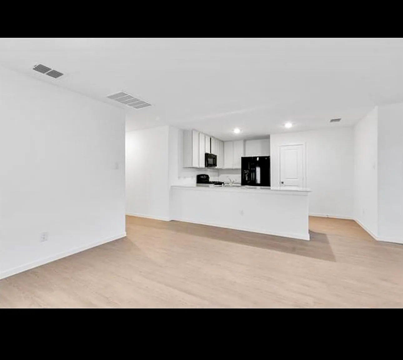 1629 Parliar St — Photo 2