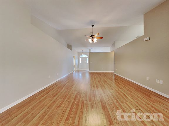 2nd image of 1193 Sanger Ave