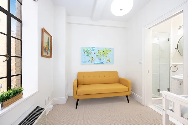 Sold by Douglas Elliman | media 24