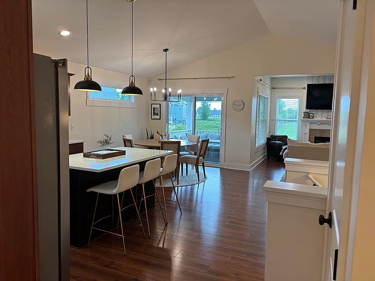7424 Hometown Ct SE — Photo 6