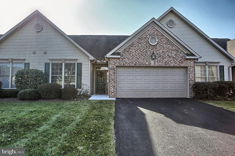 1st image of 106 N Lakeview Dr