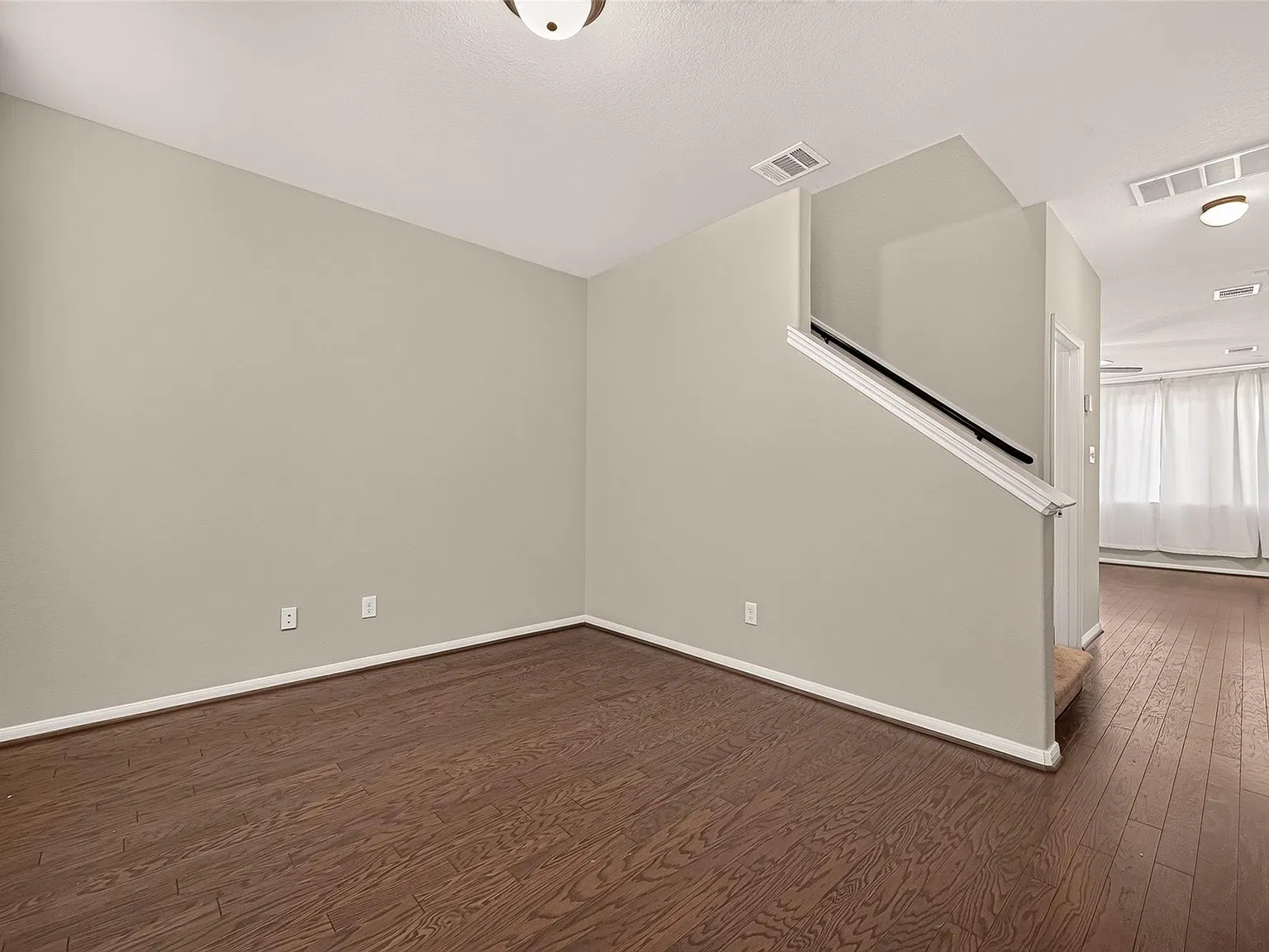 3 bed, 2.5 bath, $2,450 — Photo 4