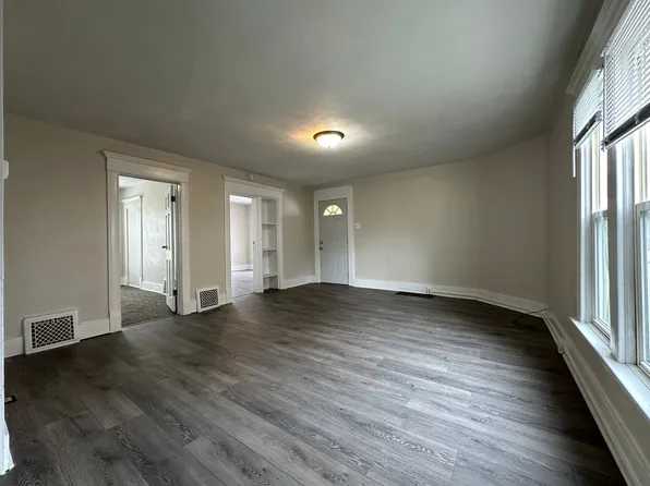 207 K Street, 207 K St #1, Fort Dodge, IA 50501