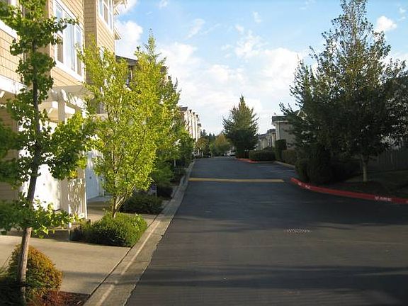 5th image of 2680 139th Ave SE #82