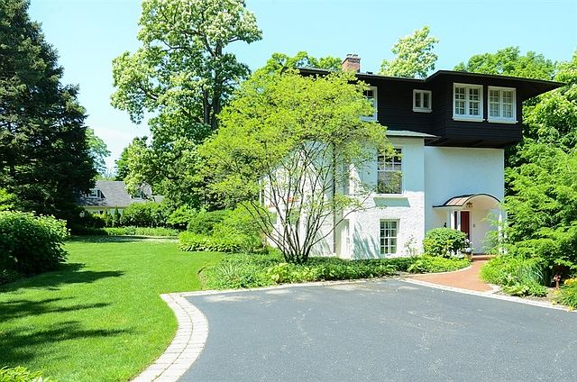 1st image of 2108 Park Ln