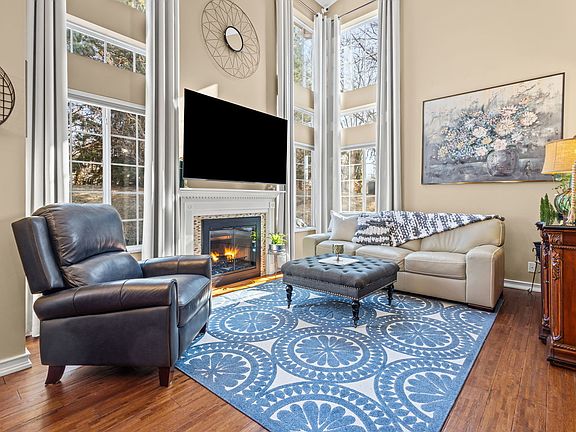 4th image of 8007 Sierra Woods Ln