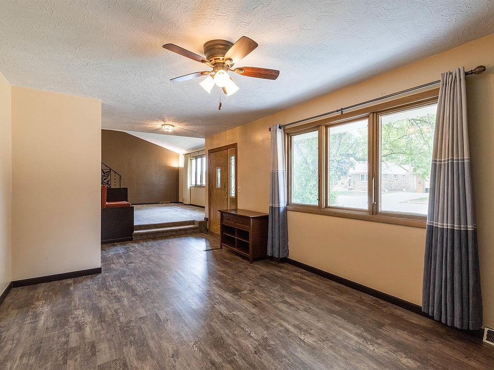 520 41st Ave, East Moline, IL 61244 Zillow