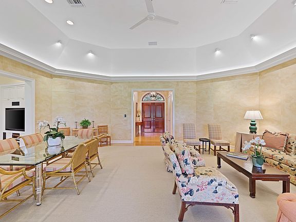 2nd image of 5 Country Rd #A