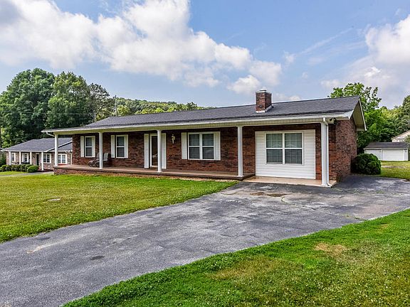 3rd image of 300 Linder Ln