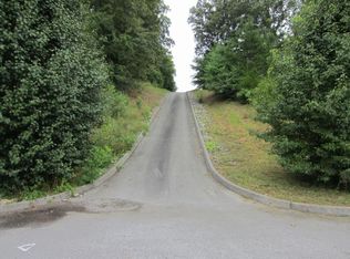 416 Grace Hills Dr, Blountville, TN 37617