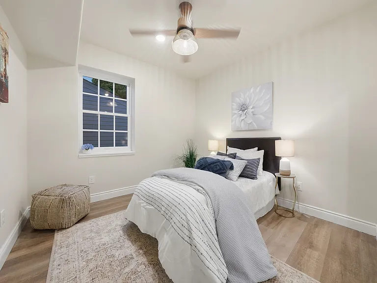 3426 Pierson St — Photo 45