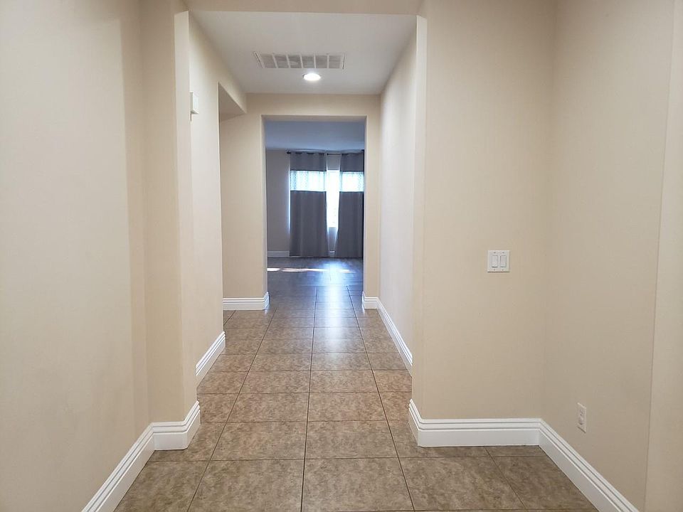 1st image of 82782 Plymouth Dr