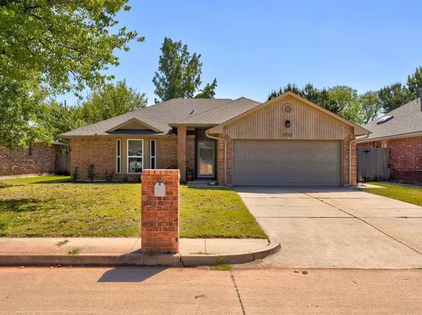 1712 Zion Pl, Edmond, OK 73003