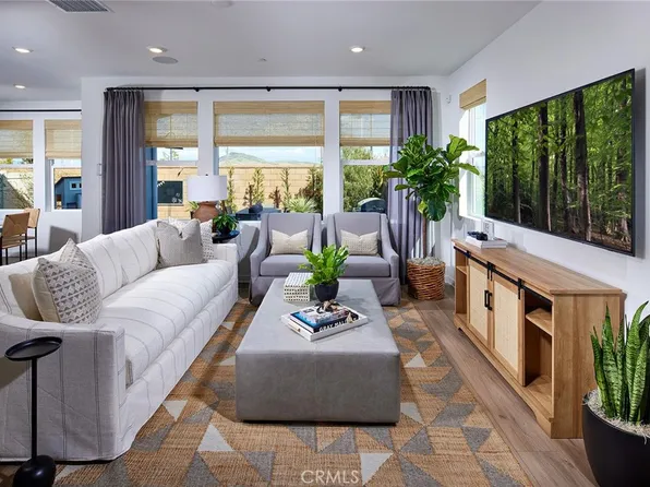 4074 Spring Haven Ln, Corona, CA 92883