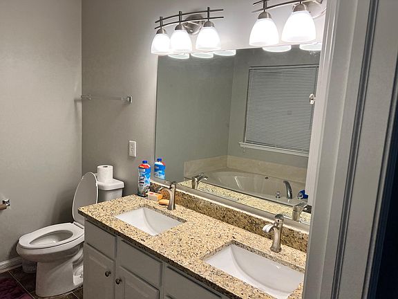 4th image of 3350 Ashgrove Dr
