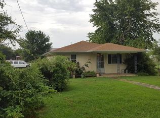 601 6th St, Crowder, OK 74430