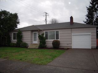 1481 Parker St, Springfield, OR 97477