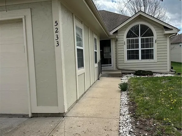 5233 S Downey Ave, Independence, MO 64055