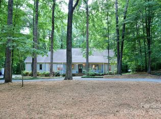 1637 Waxhaw Indian Trail Rd S, Waxhaw, NC 28173