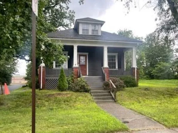 203 Berks St, Pottstown, PA 19464