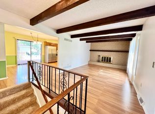 1305 Overlook Dr, Manhattan, KS 66503