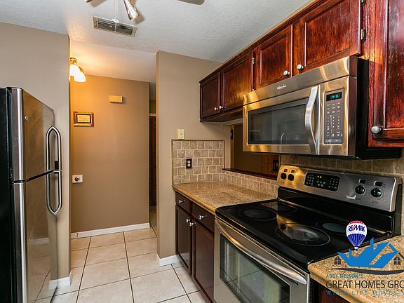 5th image of 3046 Senna Ct