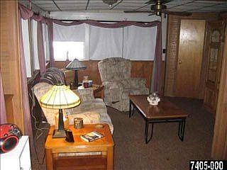 4th image of 1302 N George St