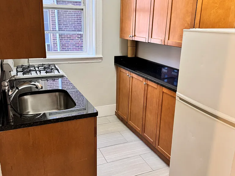 1197 Commonwealth Ave #4 — Photo 1