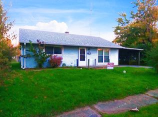 3901 Chateau Dr, Indianapolis, IN 46226