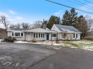 4997 Velasko Rd, Syracuse, NY 13215