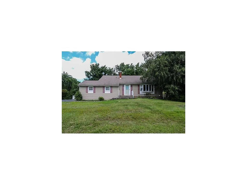 97 Livingston Ave photo 1