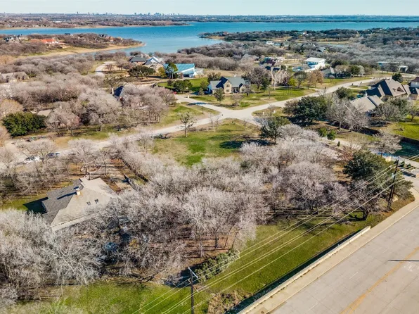 6402 Shoreline Dr, Little Elm, TX 75068