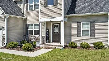310 Vintage Ct — Photo 3