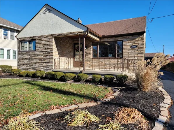 1143 N Detroit St, Xenia, OH 45385