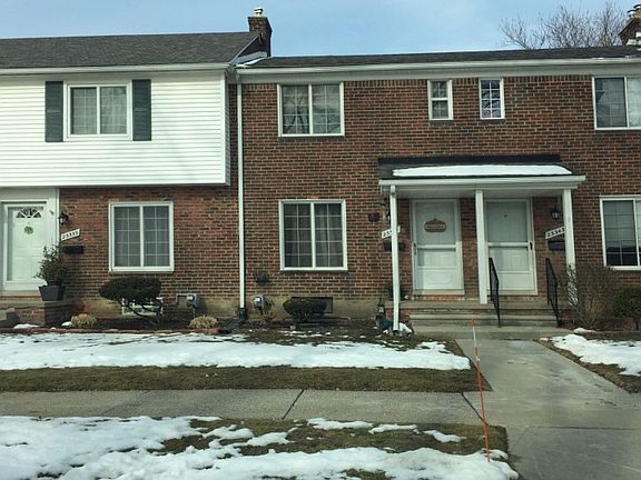 3rd image of 23341 Edsel Ford Ct