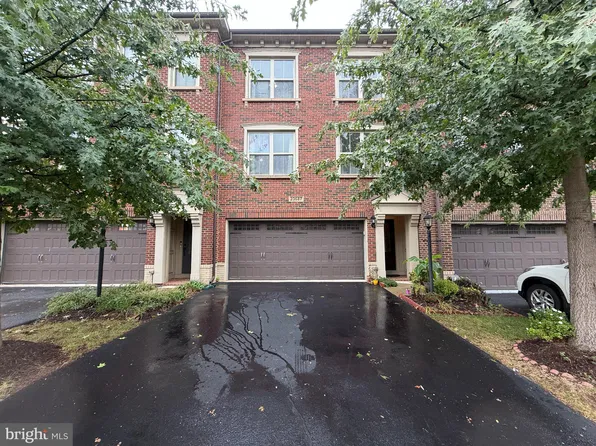 23687 Sailfish Sq, Ashburn, VA 20148