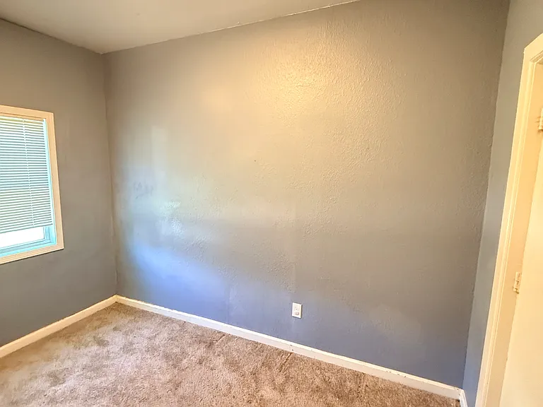 3108 Oakland Ave — Photo 4