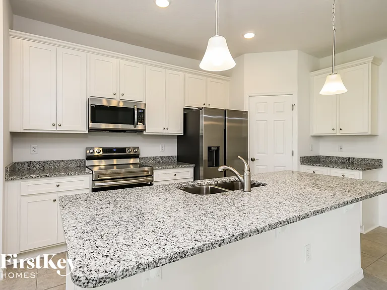 1140 Spokane Point — Photo 8