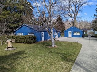 6871 Roach Rd, Lexington, MI 48450