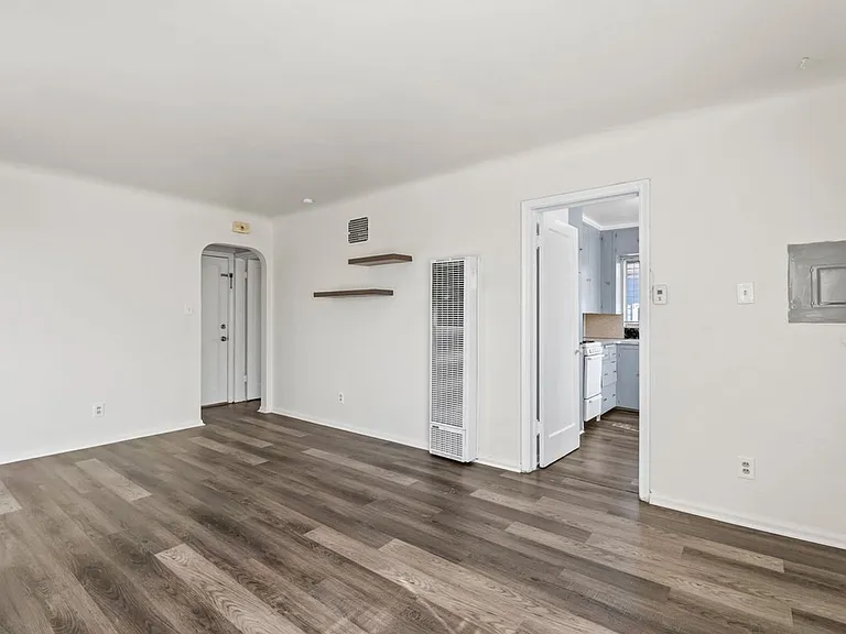 76 W Apricot Ave #3 — Photo 14