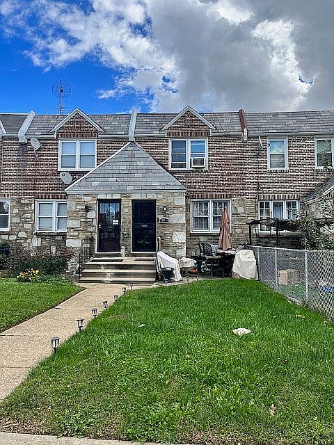 1st image of 249 Fariston Dr