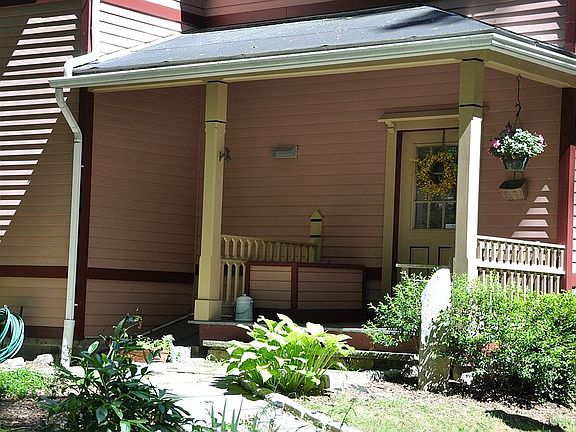 Victorian accents create points of interest everywhere you look 