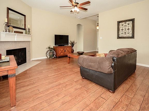 5th image of 6212 Oakmont Dr