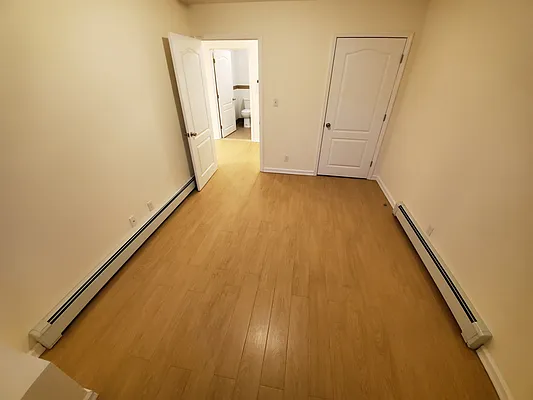 Rented by Metro Garden Realty NYC | media 38