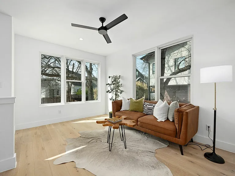 1119 Fairmount Ave — Photo 27