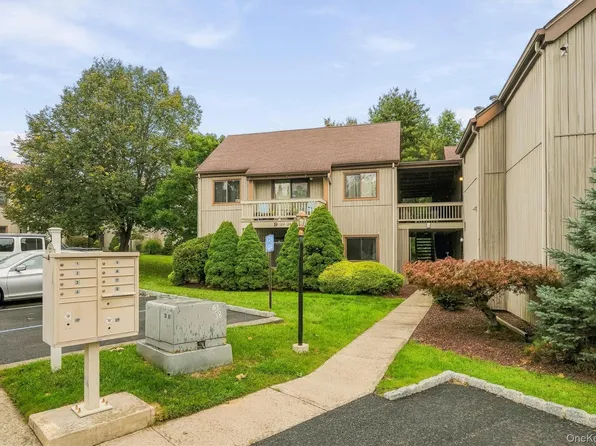 122 Sycamore Drive, Middletown, NY 10940