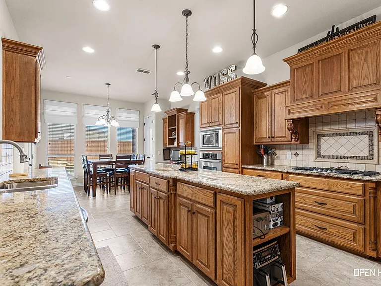3407 Oxford Ln — Photo 18