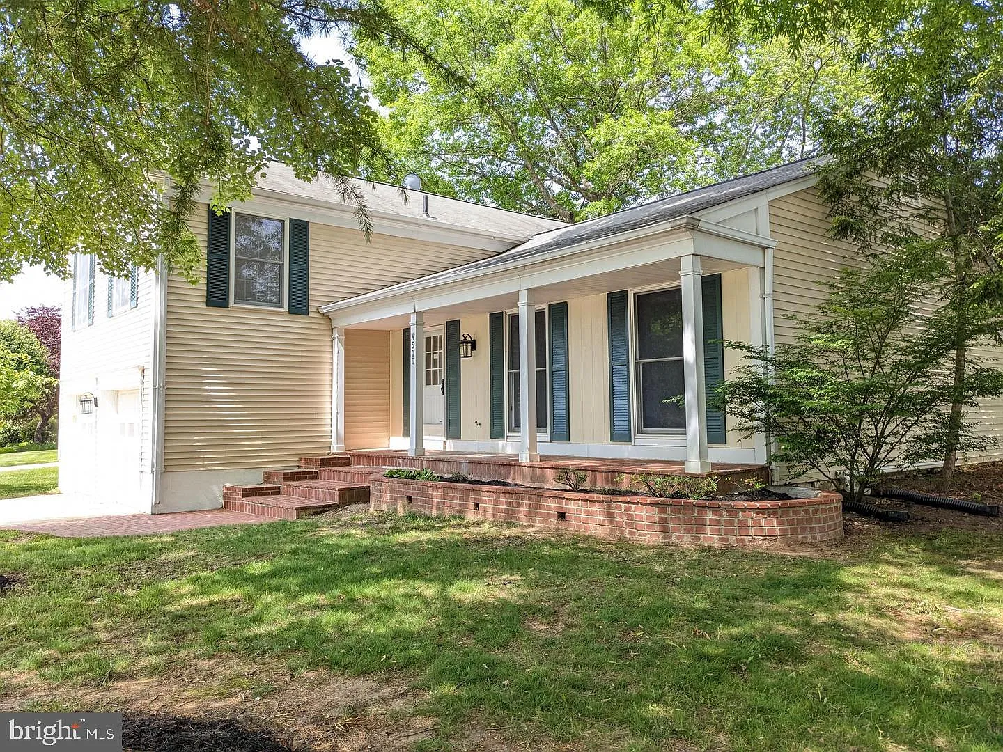 4 bed, 3.5 bath, 1596 sqft, $3,600 — Photo 4